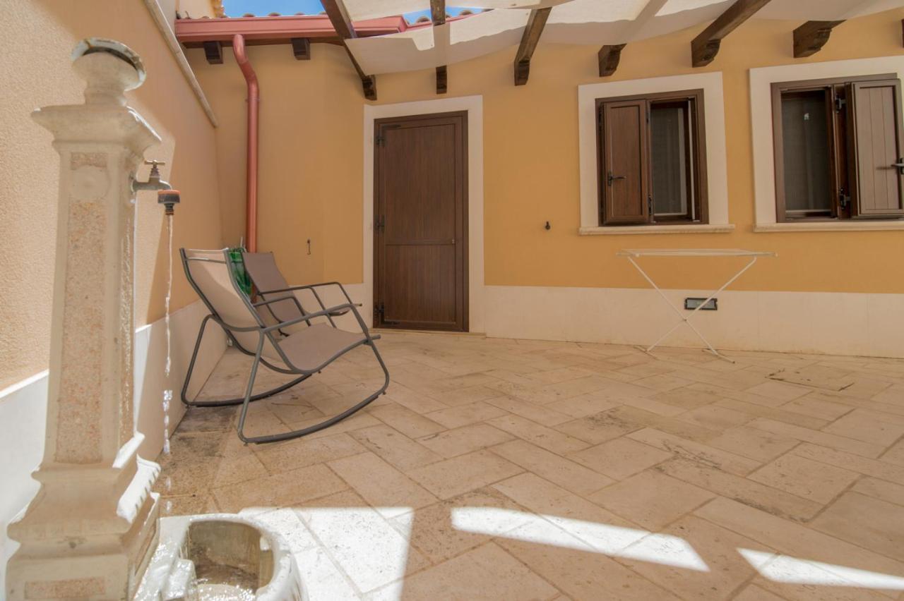 Villa Sajonara Elvira Fontane Bianche Exterior foto