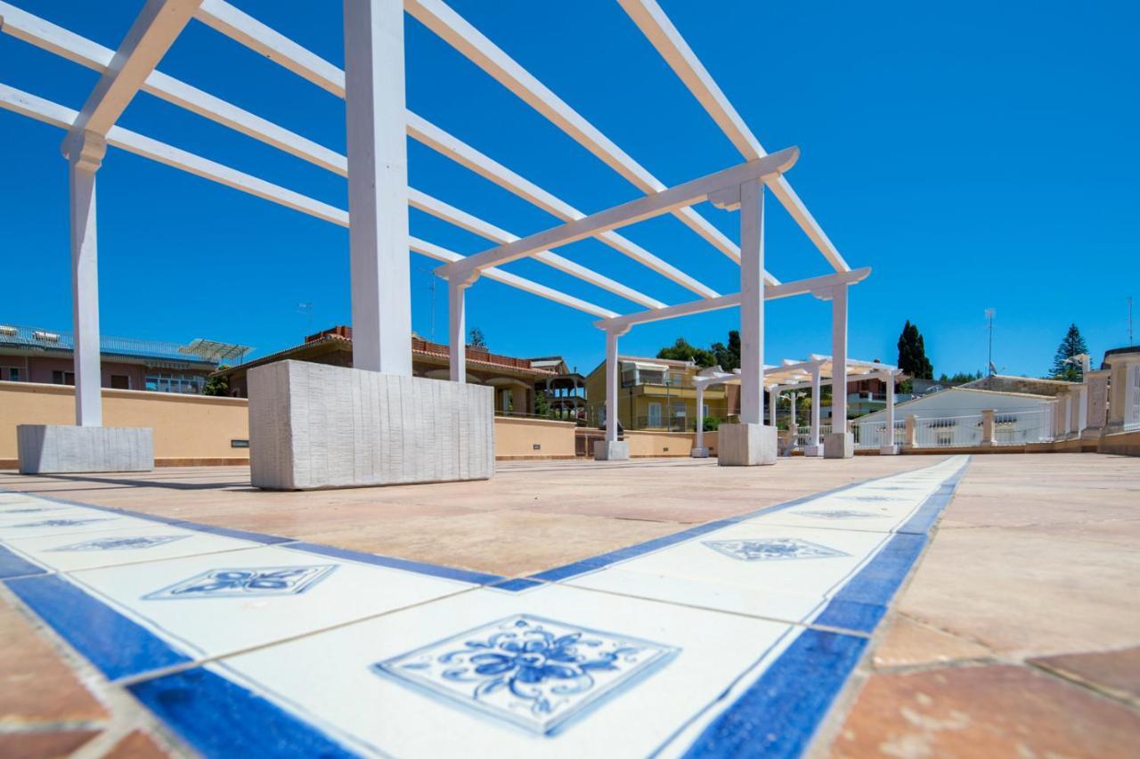 Villa Sajonara Elvira Fontane Bianche Exterior foto